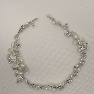 Floral Bridal Hairpiece